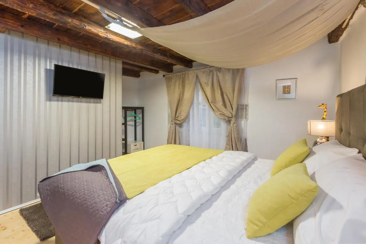 Cozy Villa Nevia With Private Pool In Labin Near Rabac Ripenda Kras 0*,  Хорватия